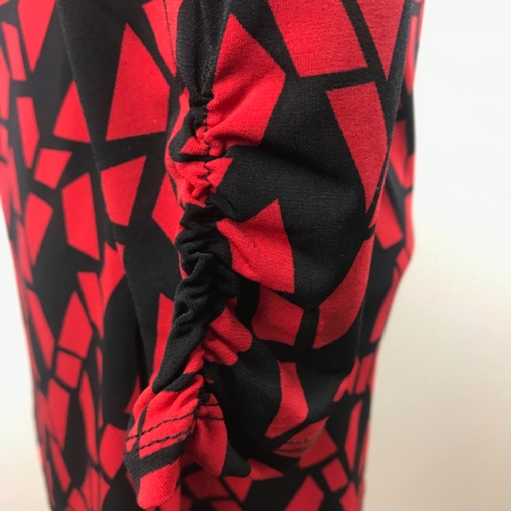 Style & Co. Size P Red And Black Pattern Shirt - image 5